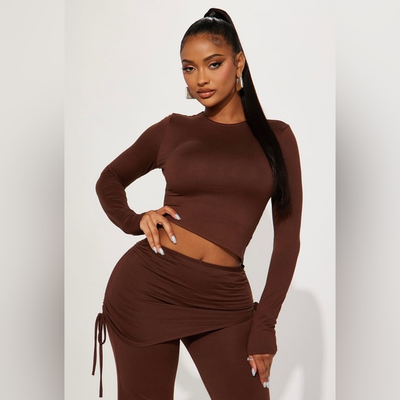 Fashion Nova Pants Set - Picture 2 of 4